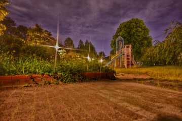 夜の公園