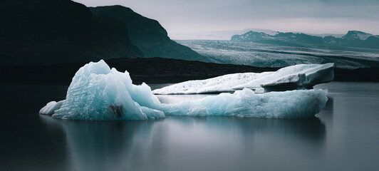 iceberg in jokulsarlon country