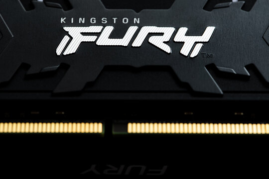 DDR4 32GB (2x16GB) 3600 MHz Fury Renegade Black Kingston Fury (ex.HyperX)