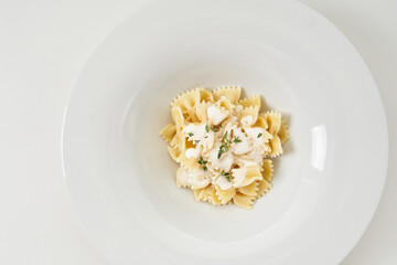 pasta with butter and lots of cheese