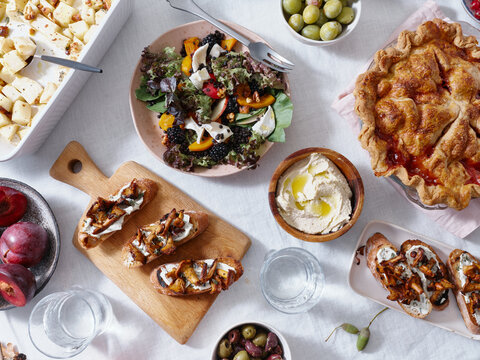 Festive vegetarian dinner