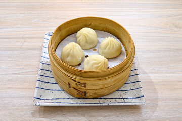 chinese pork and vegetable bao