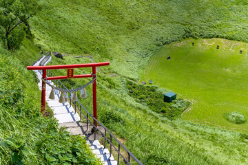 静岡県伊東市　夏の大室山