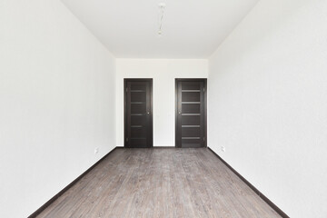Obraz premium Empty white room without decoration and renovation