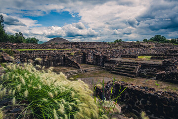 Naklejka premium Teotihuacan Zoomout Pyramid Mexico City Ancient Civilization World Heritage Site