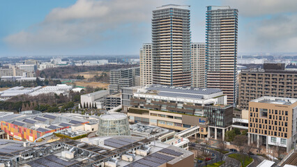 柏の葉キャンパス駅前の俯瞰撮影（ららぽーと、タワマン）曇り