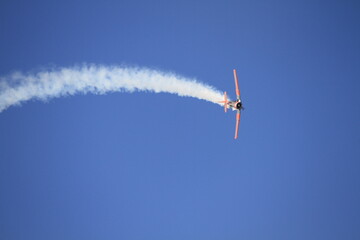 one-engine airplane in the sky