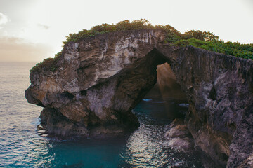Naklejka premium Rock in the sea cueva del indi Arecibo Puerto Rico 