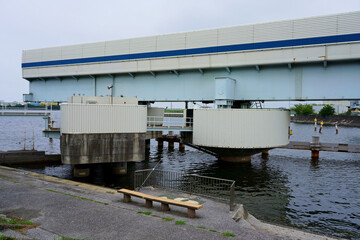運用を停止している羽田可動橋の可動部分