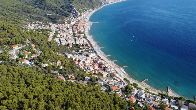 andora
