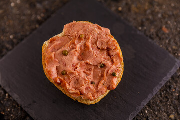Broetchen mit Belag