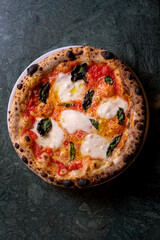 sourdough margherita pizza