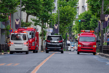 Obraz premium 東京港区赤坂5丁目の赤坂通り