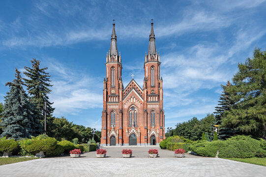 Parafia Najświętszej Maryi Panny R&oacute;żańcowej w Pabianicach.