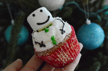 Olaf snow man cupcake and marsh mallow for Christmas