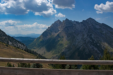 Panorama des Alpes, vue depuis les hauteurs de la Clusaz
