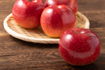 りんご　紅ロマン