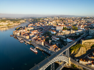 Obraz premium Aerial photography of Porto, Ribeira and Douro River at sunrise