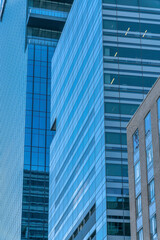 Obraz premium Modern building exterior view with glass facade in downtown Austin Texas