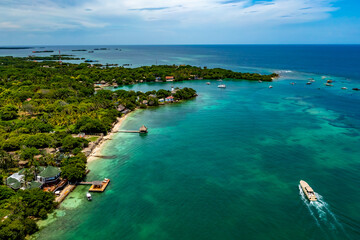 Obraz premium Islas del Rosario in Colombian Caribbean from above | Luftbilder Islas del Rosario in Kolumbien | Karibik aus der Luft