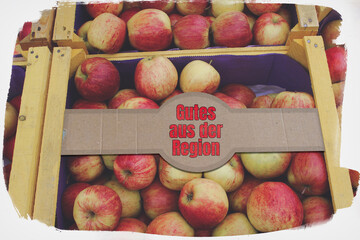 Gutes aus der Region - frische Äpfel auf dem Wochenmarkt. Regional, nachhaltig und...