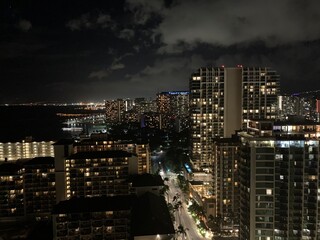 ハワイ　ホノルルの夜景2