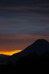 Naklejka premium Sunset Volcano in Lago Atitlán, Panajachel - Guatemala - Central America