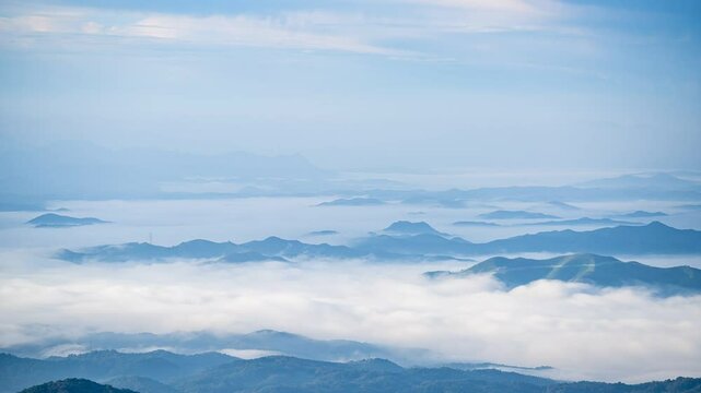Timelapse, The morning mist of the Namhu Andong in Hakga-san, Korea