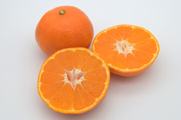 輪切りミカン 白バック