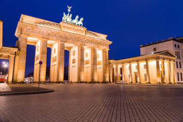 Fototapeta premium Brandenburg Gate in Berlin, Germany