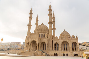 Naklejka premium Heydar Aliyev mosque (Heydar Mascidi). Baku city, Azerbaijan.