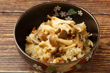 きのこの五目ご飯