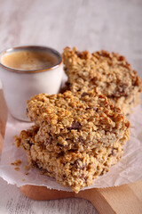 Chocolate chip flapjack