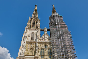 The towers of Regensburg Cathedral in the process of renovation