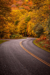 Fototapeta premium Fall Drive Along the Blue Ridgeway Parkway