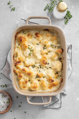 Cauliflower gratin with bechamel sauce with parsley butter
