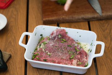 Seasoning flank steak