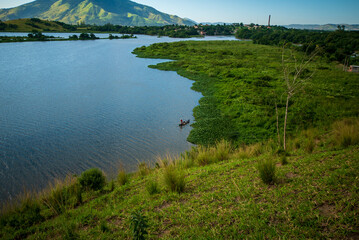 The water collection lagoon guarantees the water supply for the metropolis of Rio de Janeiro. The waters of the Guandy River arrives polluted at the largest water treatment plant in Latin America.