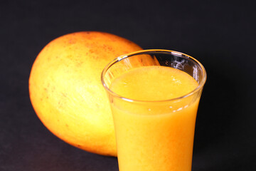 マンゴーとマンゴージュース