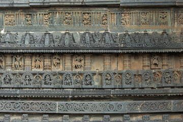 Carvings on the Shri Kedareshwara Gudi, Halebeedu, Hassan, Karnataka, India.