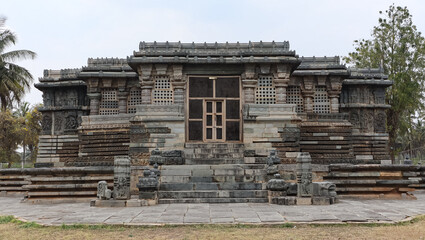 Obraz premium The View of Hoysaleshwara Temple Complex. Halebeedu, Hassan, Karnataka, India.