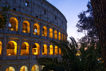 Fototapeta premium A night long exposure of the Colosseum in Rome Italy.