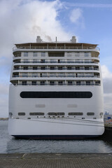 Urlaub auf Kreuzfahrtschiff von MSC - Dream vacation on cruiseship or cruise ship liner Magnifica...