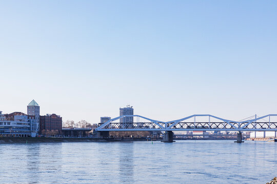 Germany, Baden-Wurttemberg, Mannheim, Clear sky over Konrad Adenauer Bridge stretching over Rhine River