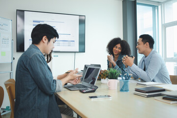 A group of startup management people are having a brainstorming meeting in the conference room, with supervisors and employees meeting and solving problems. Company management concept.