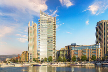 Obraz premium Beautiful view of Zaitunay Bay in Beirut, Lebanon