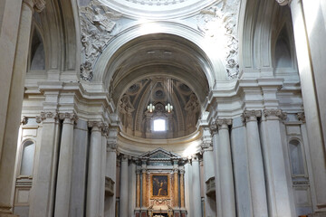 フォロロマーノのサンティ・ルカ・エ・マルティナ聖堂（ローマ）