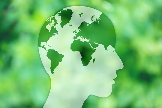 Kopf Silhouette global Gedanken im Gehirn Welt