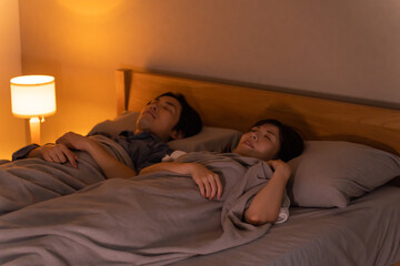 Fototapeta na wymiar 睡眠する日本人女性