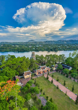 The Thien Mu Pagoda is one of the ancient pagoda in Hue city.It is located on the banks of the Perfume River in Vietnam's historic city of Hue. Thien Mu Pagoda can be reached either by car or by boat